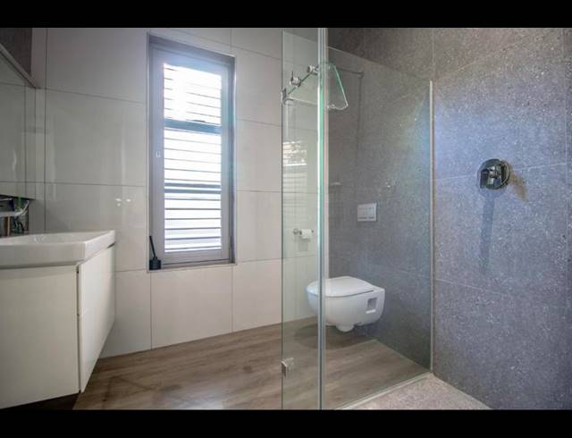 3 BEDROOM PROPERTY TO RENT IN MUCKLENEUK